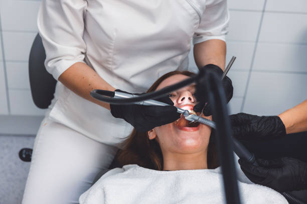 Best Cracked Tooth Emergency Dentist  in Delshire, OH